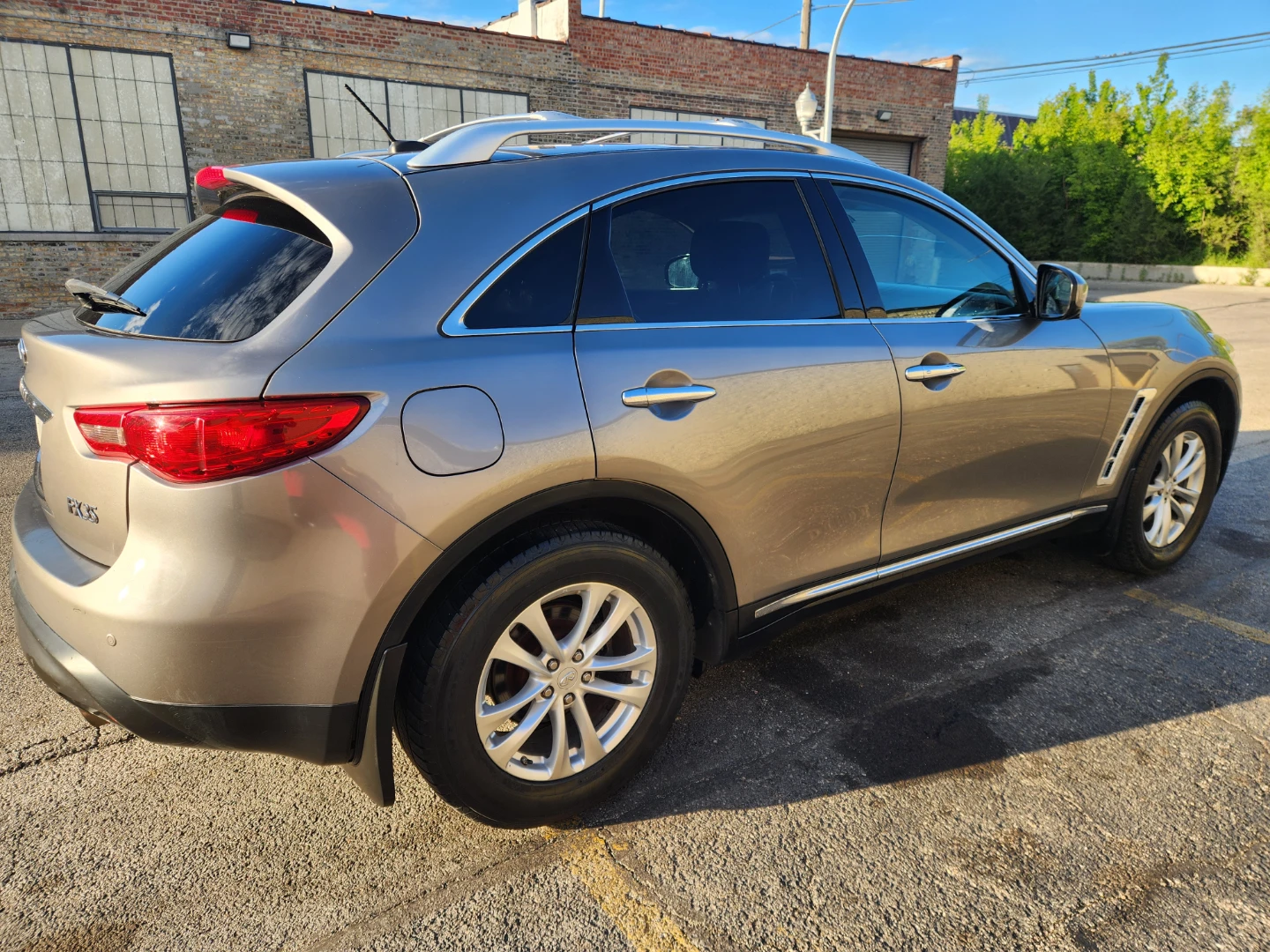 2011 Infiniti FX35 - photo 5