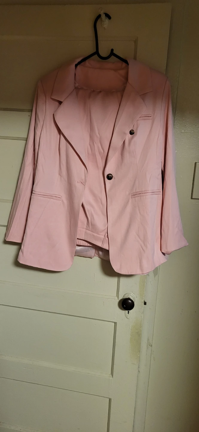 Pink Two-Piece Blazer and Pants Set - photo 2