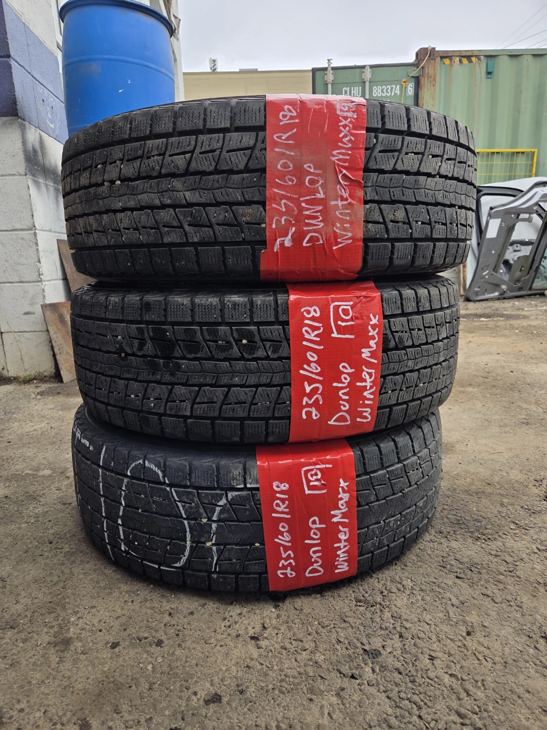 Dunlop Winter Maxx 235/60R18 Tires (Set of 3)
