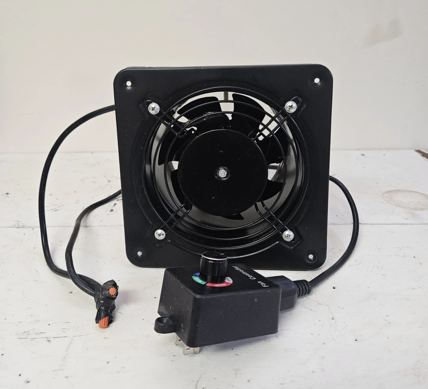 Black 4-inch Exhaust Fan with 3-Speed Fan Controller