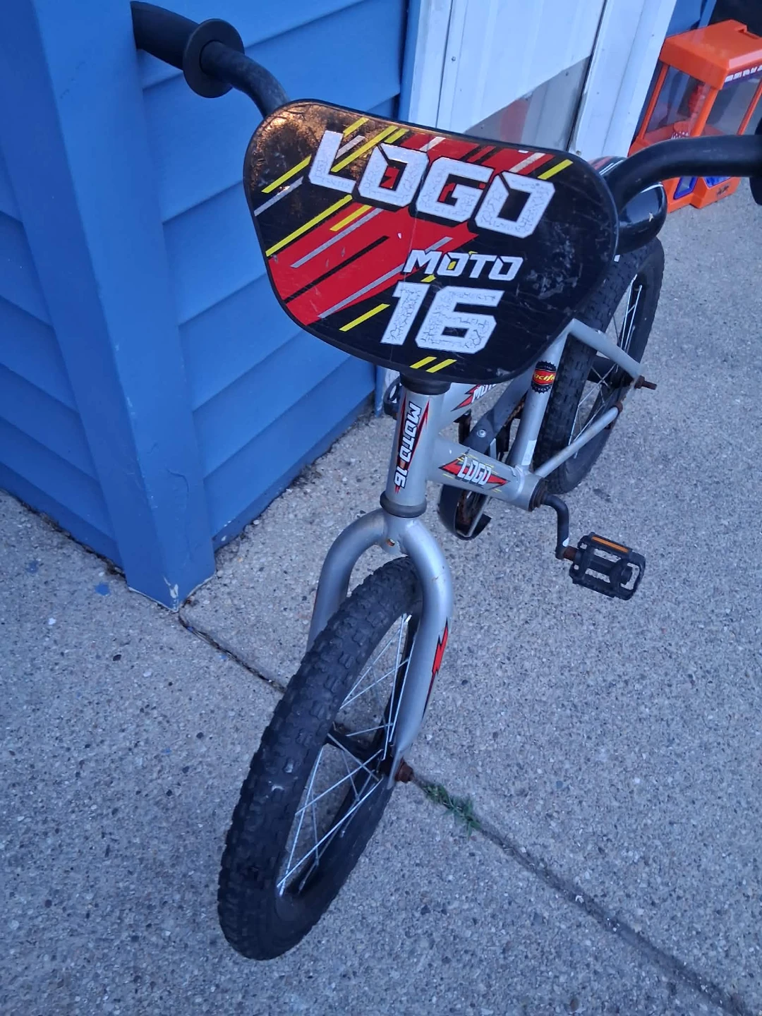 Logo Moto 16 Kids Bicycle - photo 3