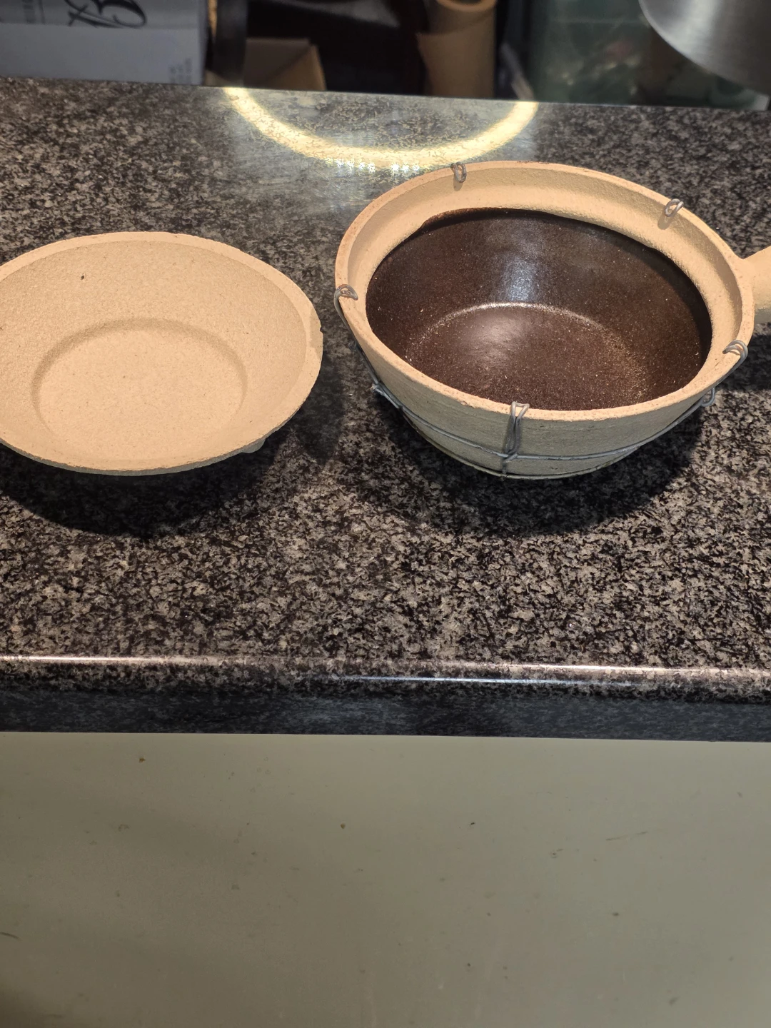 Clay Pot with Lid new with box - photo 2