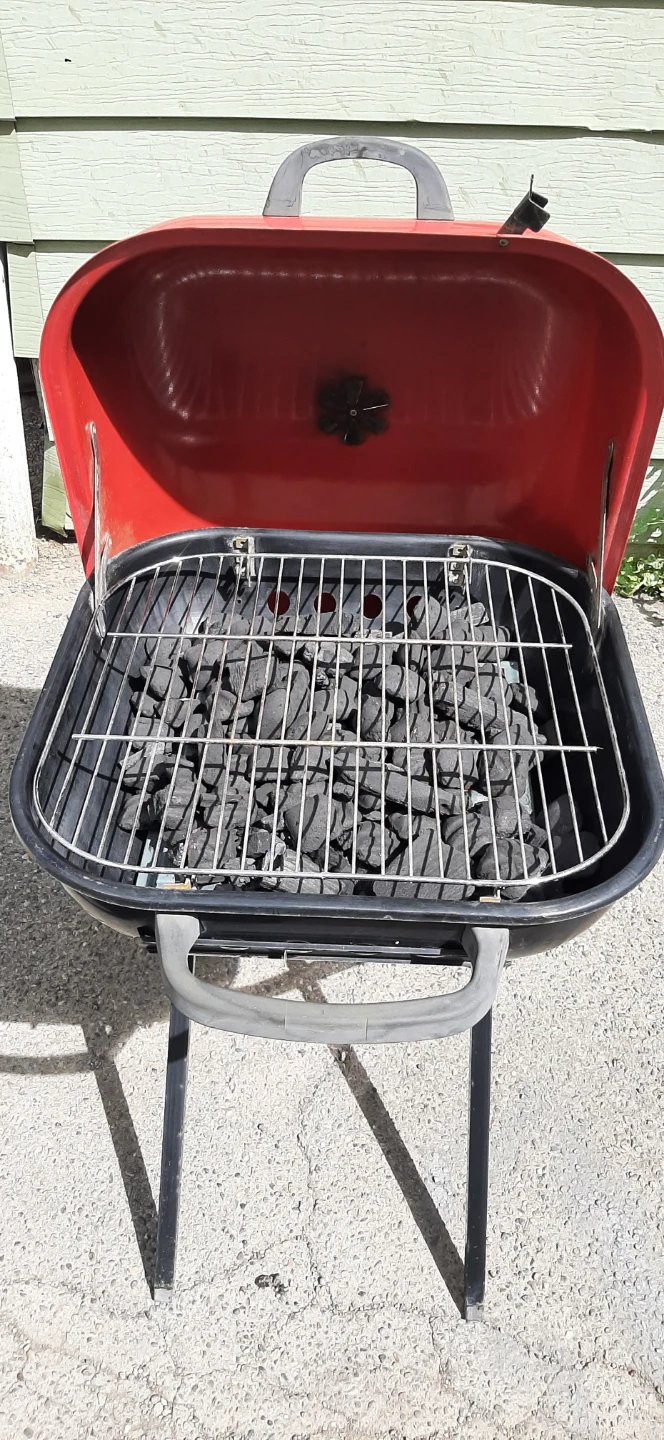 Weber Portable Charcoal Grill READ DESCRIPTION ON SIZE - photo 5