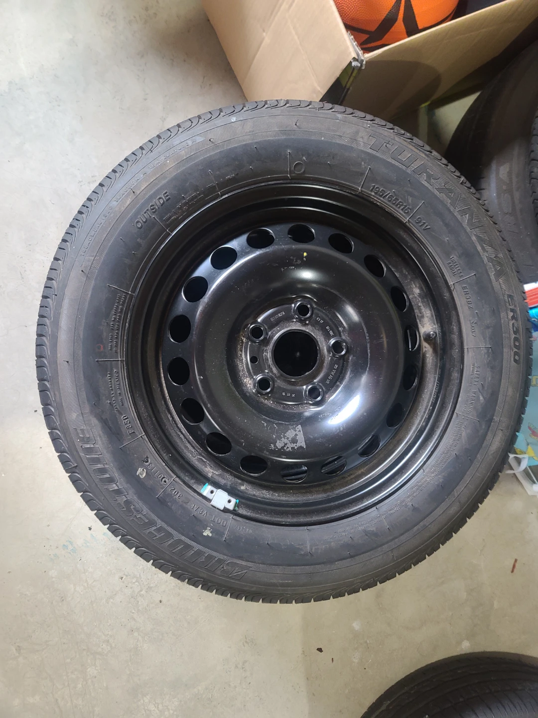 Bridgestone 195/65R15 91V
