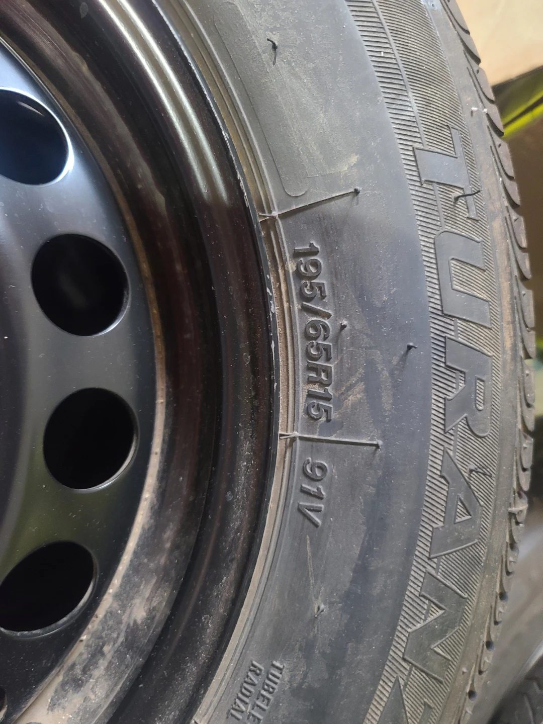 Bridgestone 195/65R15 91V - photo 2