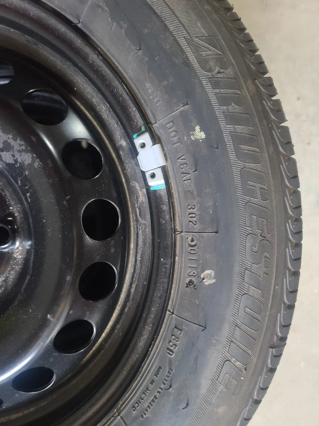 Bridgestone 195/65R15 91V - photo 3
