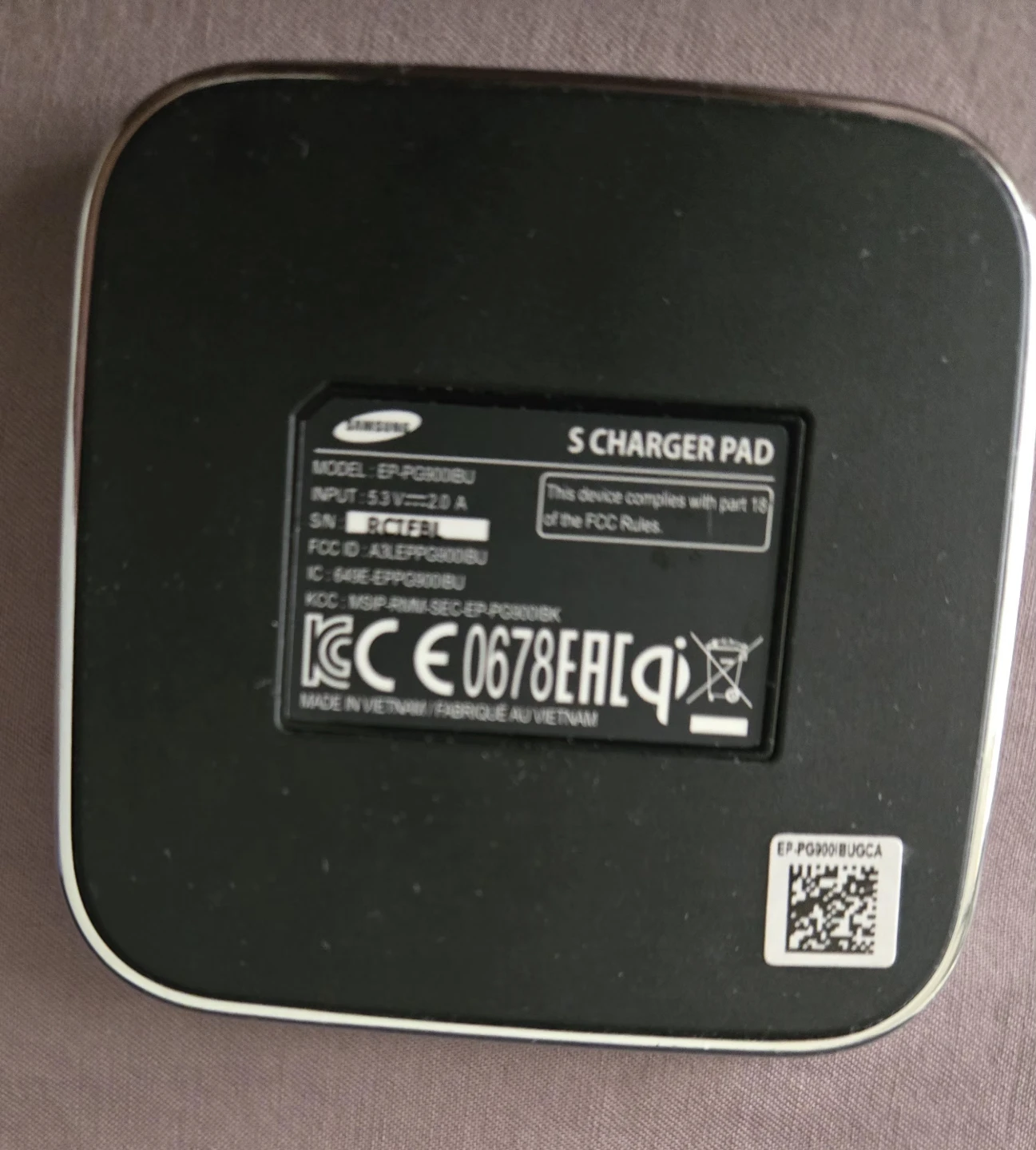 Samsung wireless charging pad - photo 2