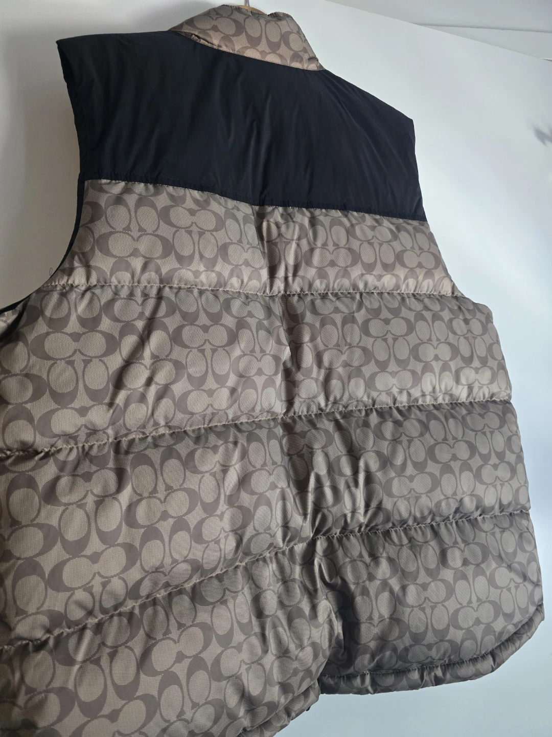 Coach Puffer Vest - Tan Signature C Logo - Size XXL - photo 3