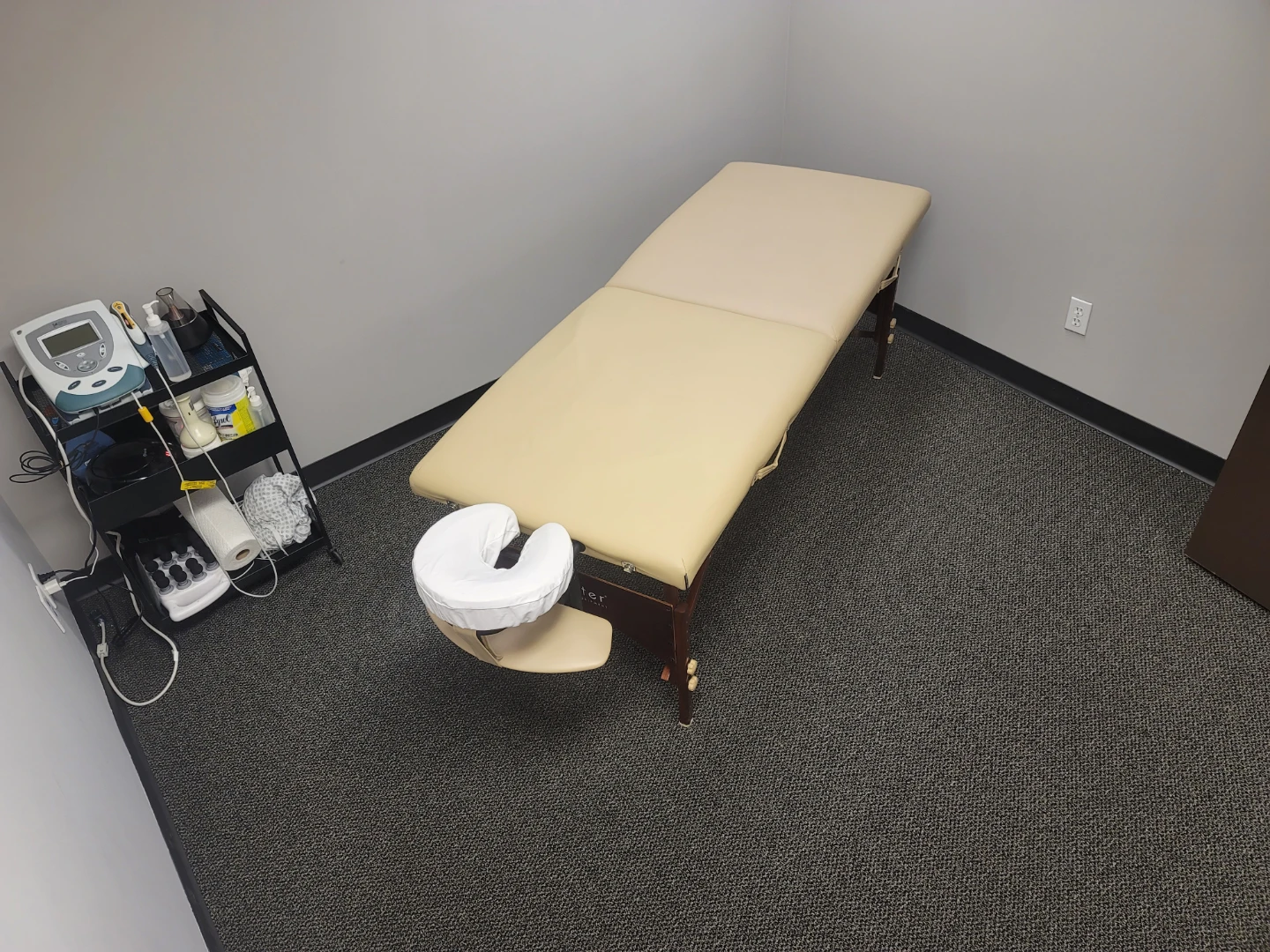 Massage Tables with Face and hands resting