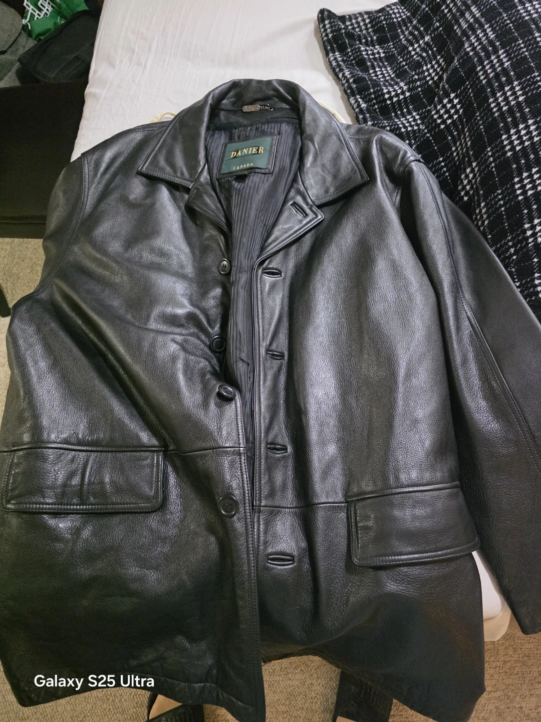 DANIEN Leather Jacket