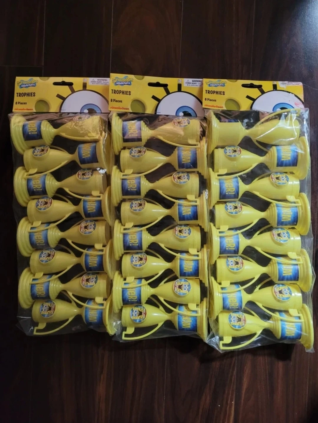 SpongeBob SquarePants Trophies - 8 Pieces (Yellow)