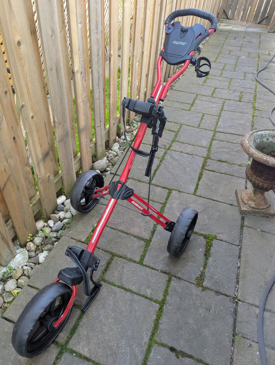 Golf push cart. 3 wheel. Folds quickly and easily - photo 2