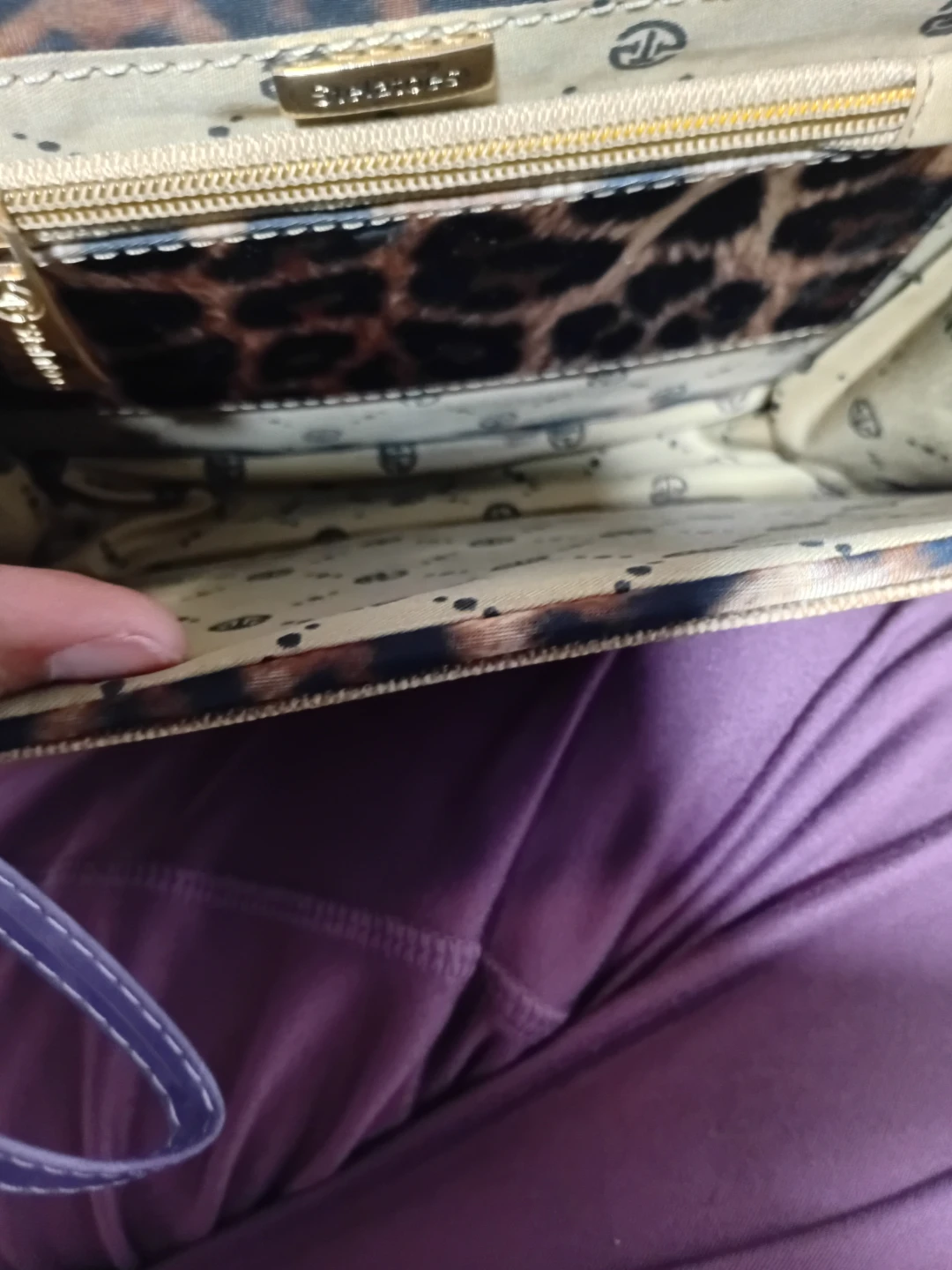 Leopard Print Shoulder Bag with Gold Chain - photo 2