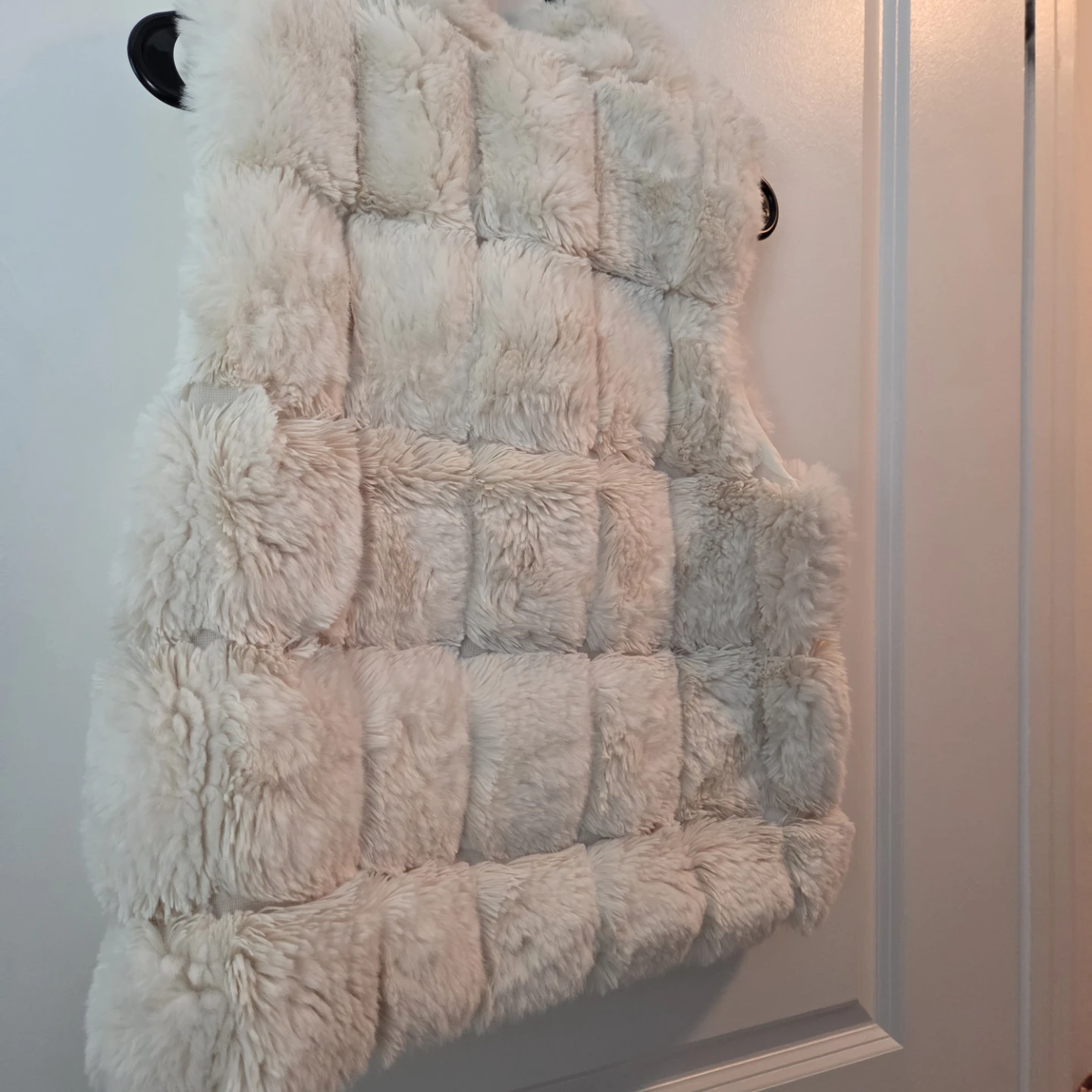 Cream Faux Fur Vest - photo 2