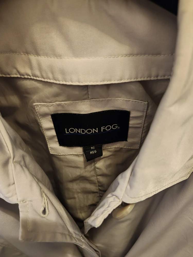 London Fog Women's Beige Trench Coat Size 16 - photo 2