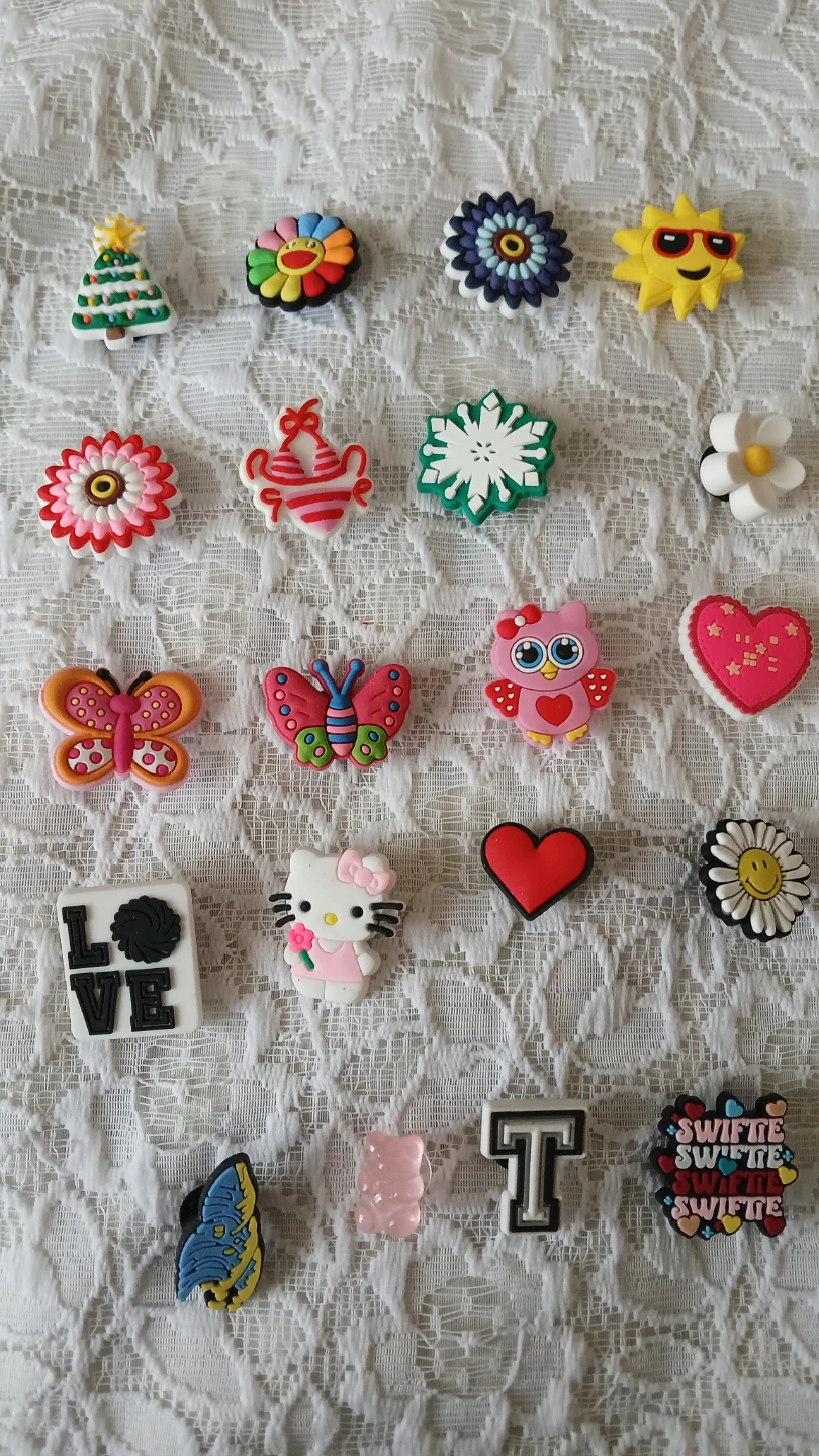 Collection of shoe pins for $5.00