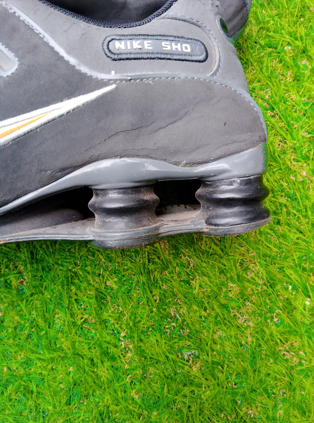 Nike Shox NZ Men's Running Shoes - photo 3