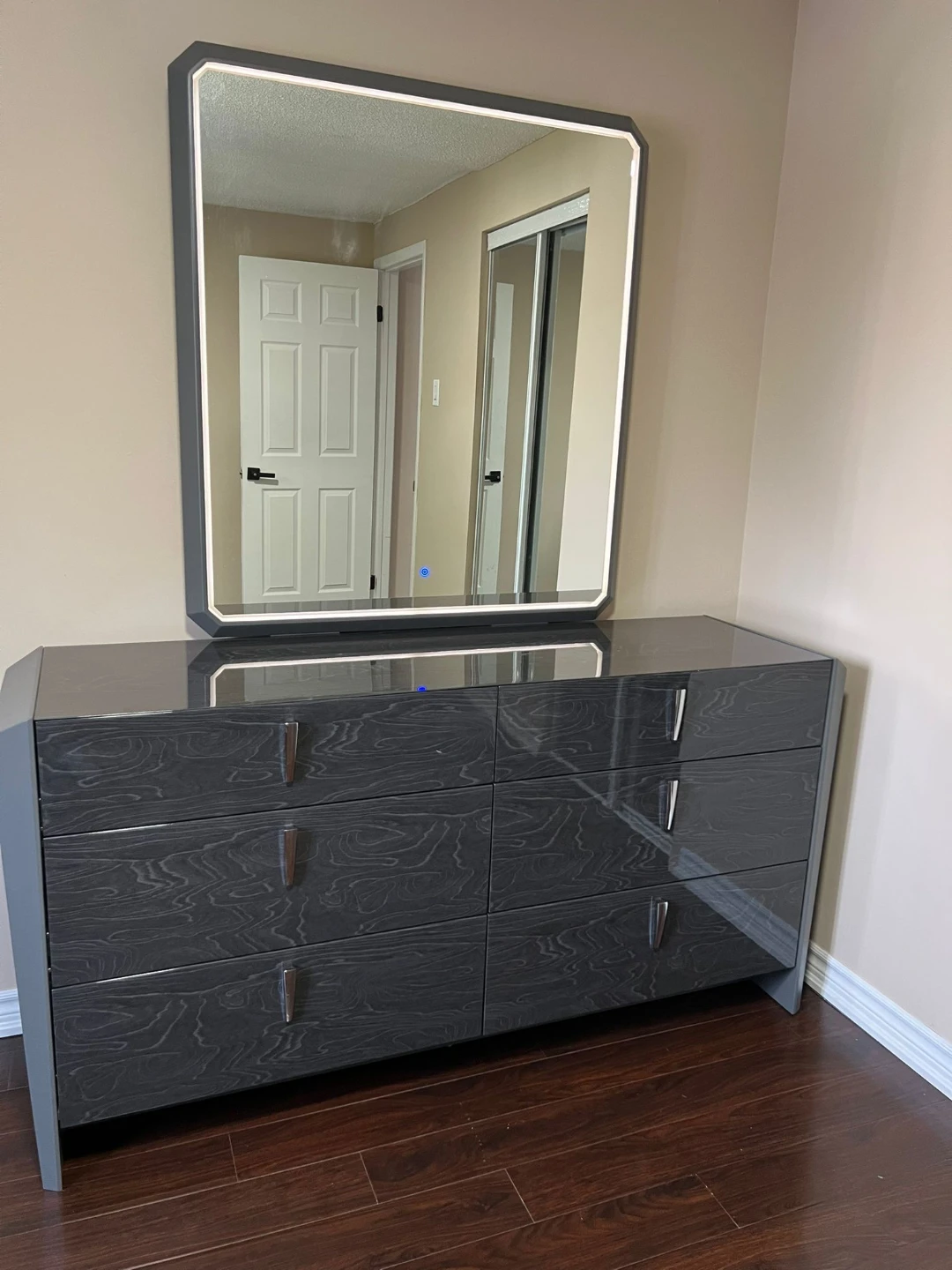 Grey Wood Grain Nightstand with 2 Drawers - photo 4