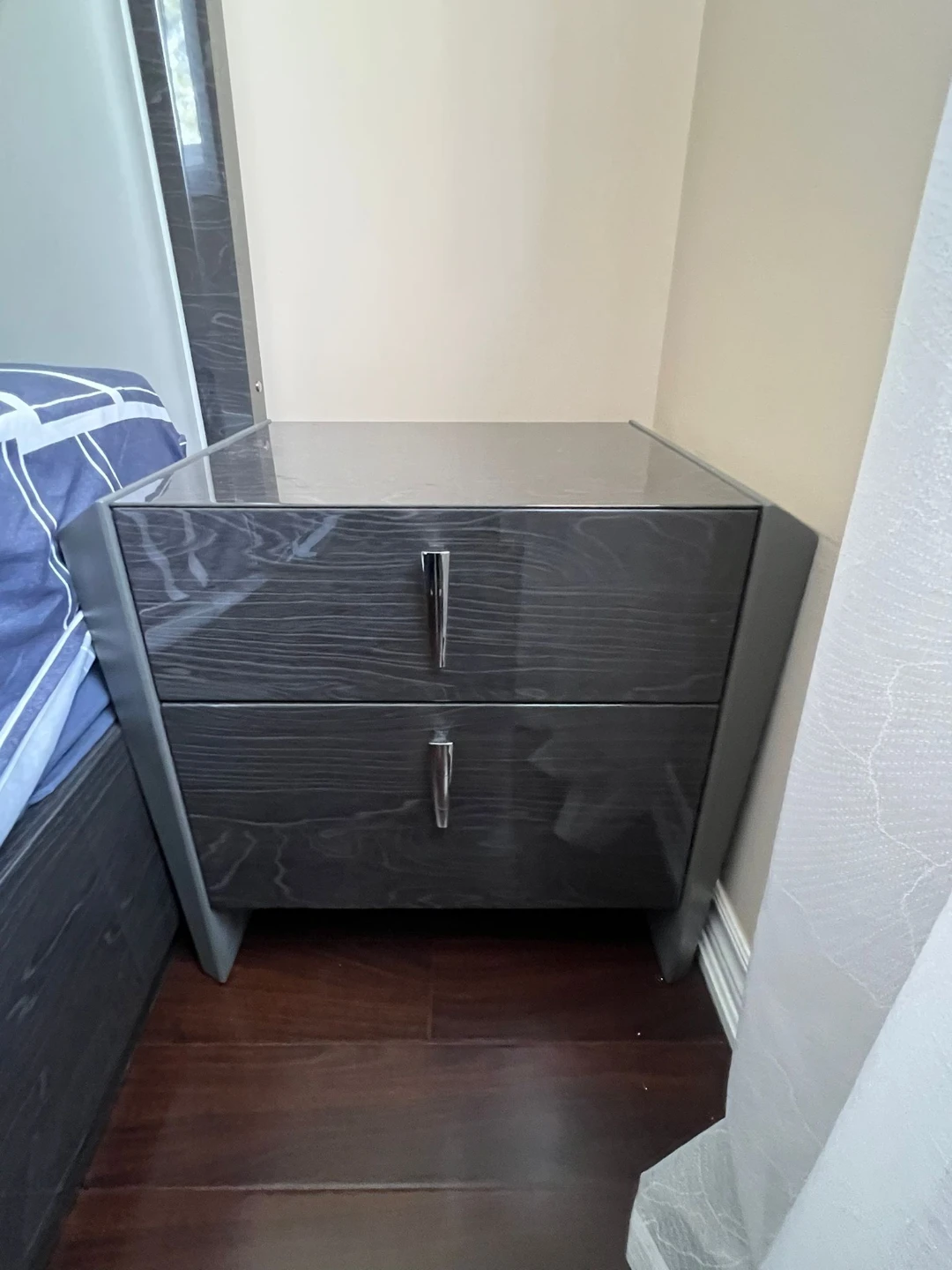 Grey Wood Grain Nightstand with 2 Drawers - photo 5