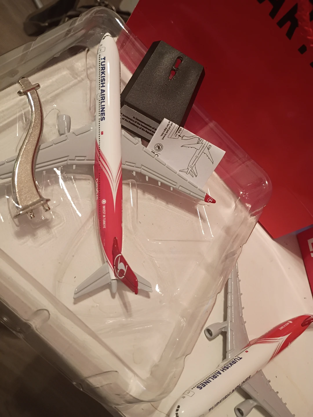 Turkish Airlines Model Airplane - photo 2