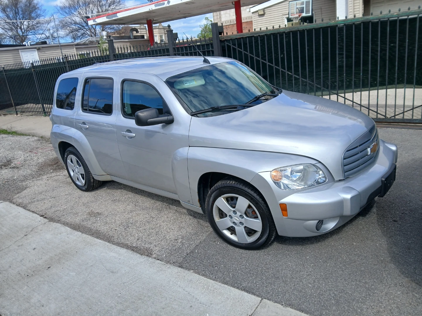 Silver Chevrolet HHR - photo 2