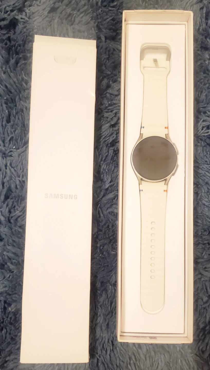 New Open-Box Samsung Galaxy Watch 7 (No Charger)