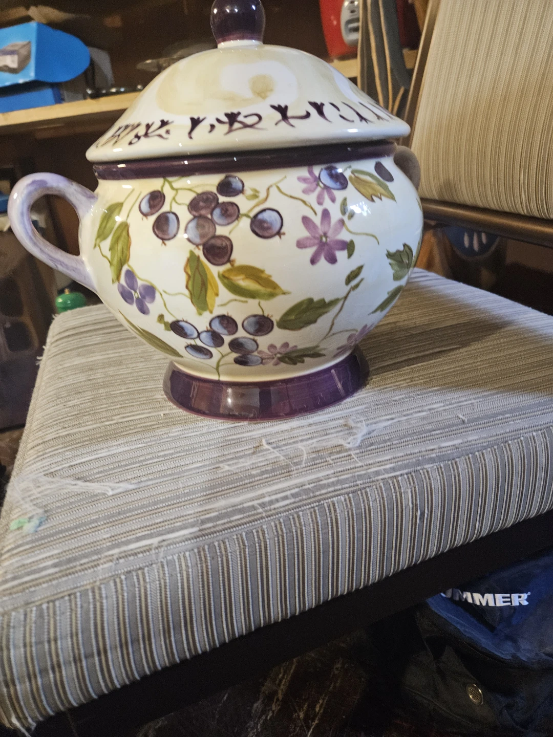 Ceramic Serving Tureen with Lid - Grape and Floral Design - photo 3