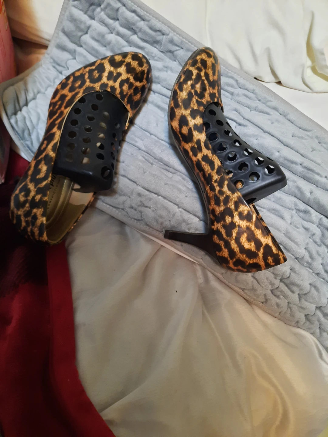 Womens Leopard print heels and tote bag - photo 4