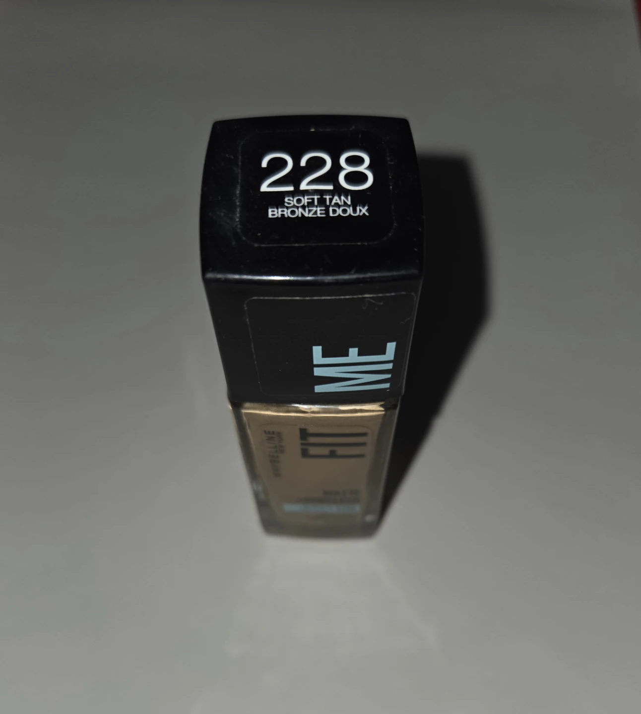 Maybelline Fit Me Matte + Poreless Foundation 228 Soft Tan