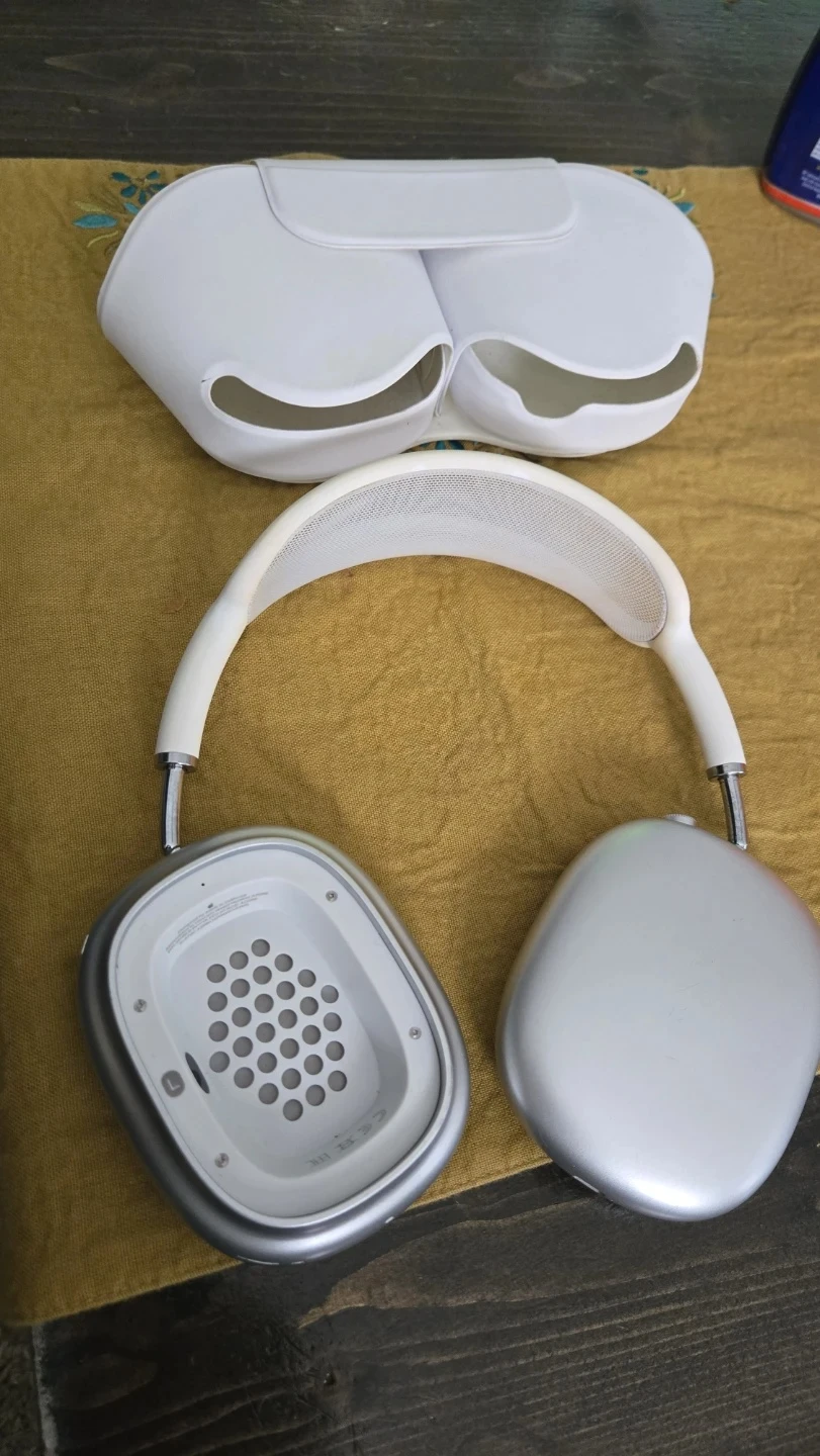 Apple AirPods Max Wireless Headphones - photo 4