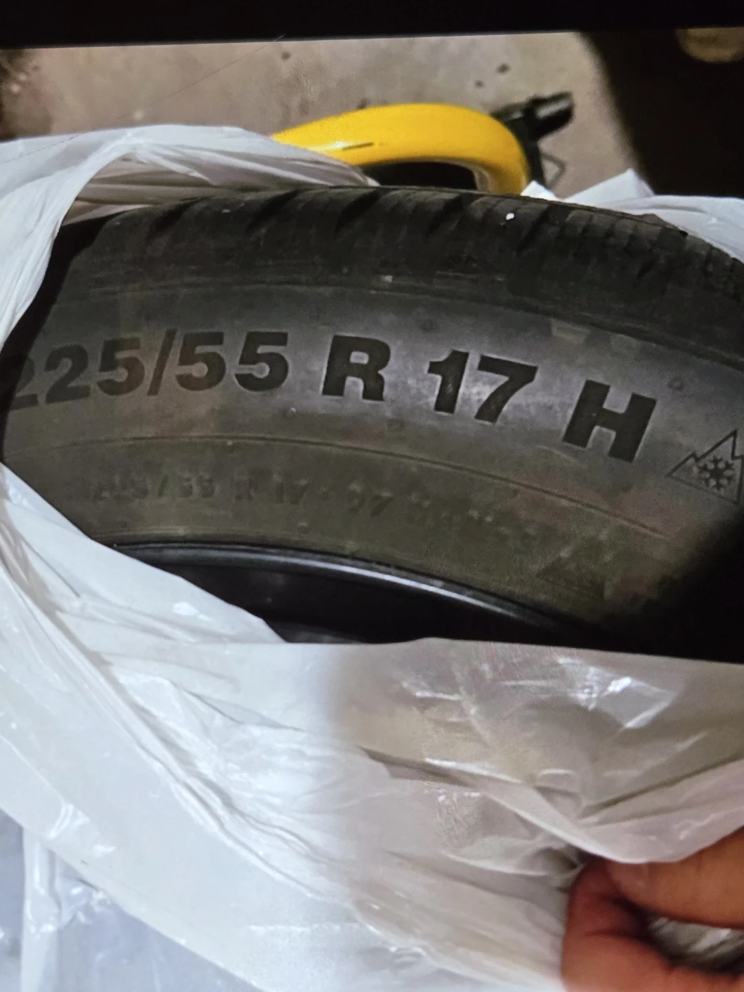 Tire with SV Alloy Rim Set Of 4