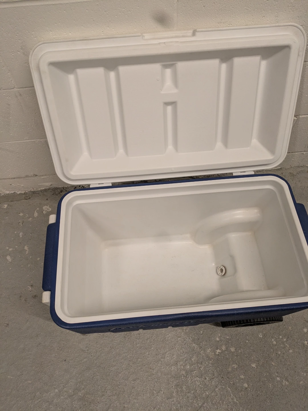 Coleman Wheeled Cooler 50 quart - photo 3