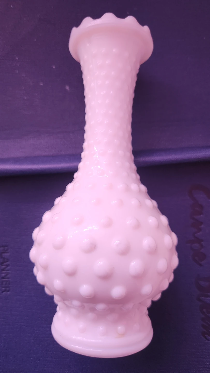 Hobnail White Perfume Bottle with Roses - photo 3