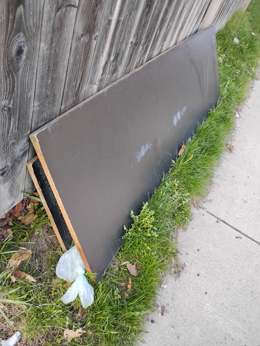 Large particle board sheet - photo 2
