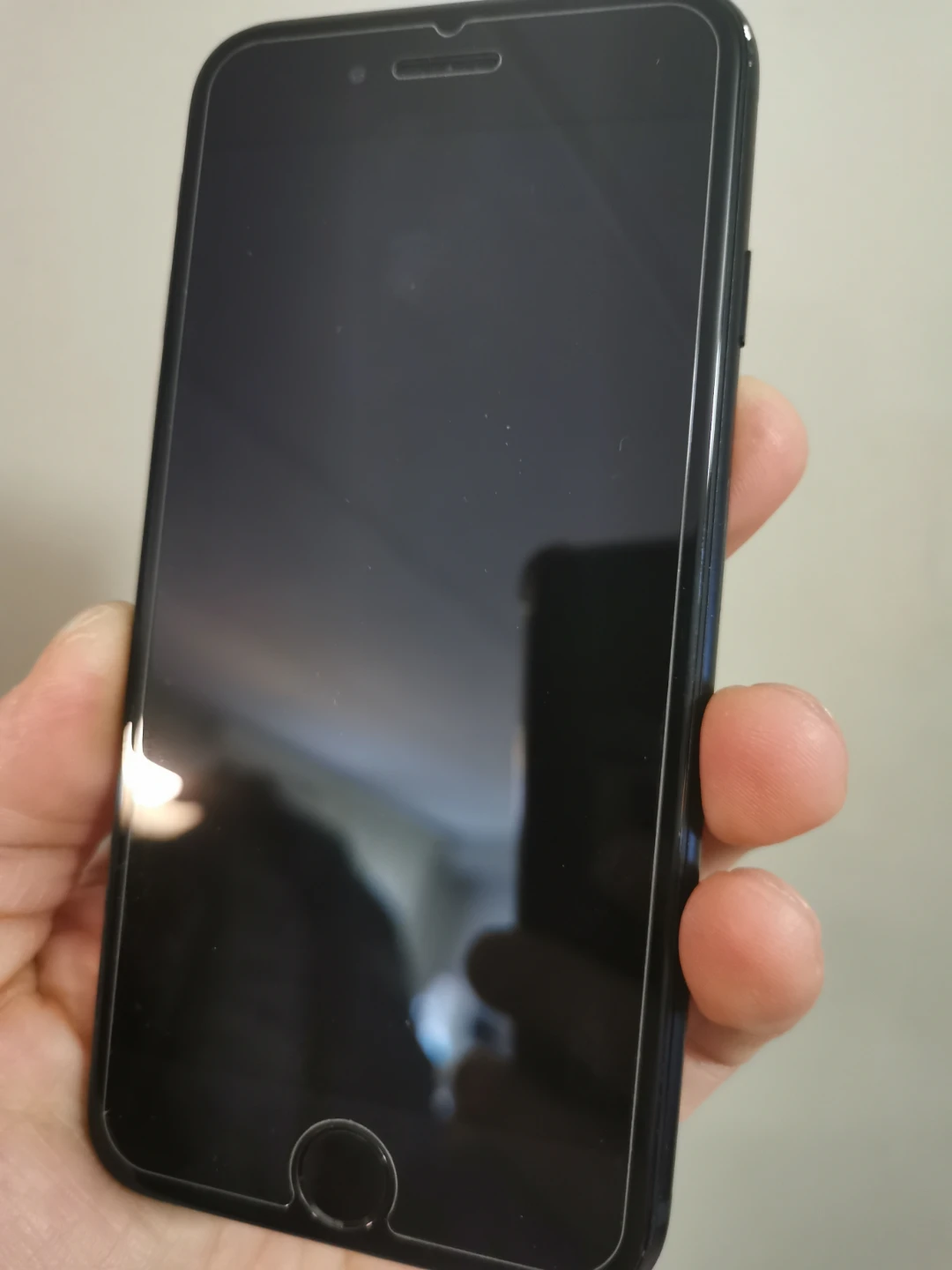 iPhone SE 3 64G Midnight (Locked to Bell Virgin Lucky) - photo 2