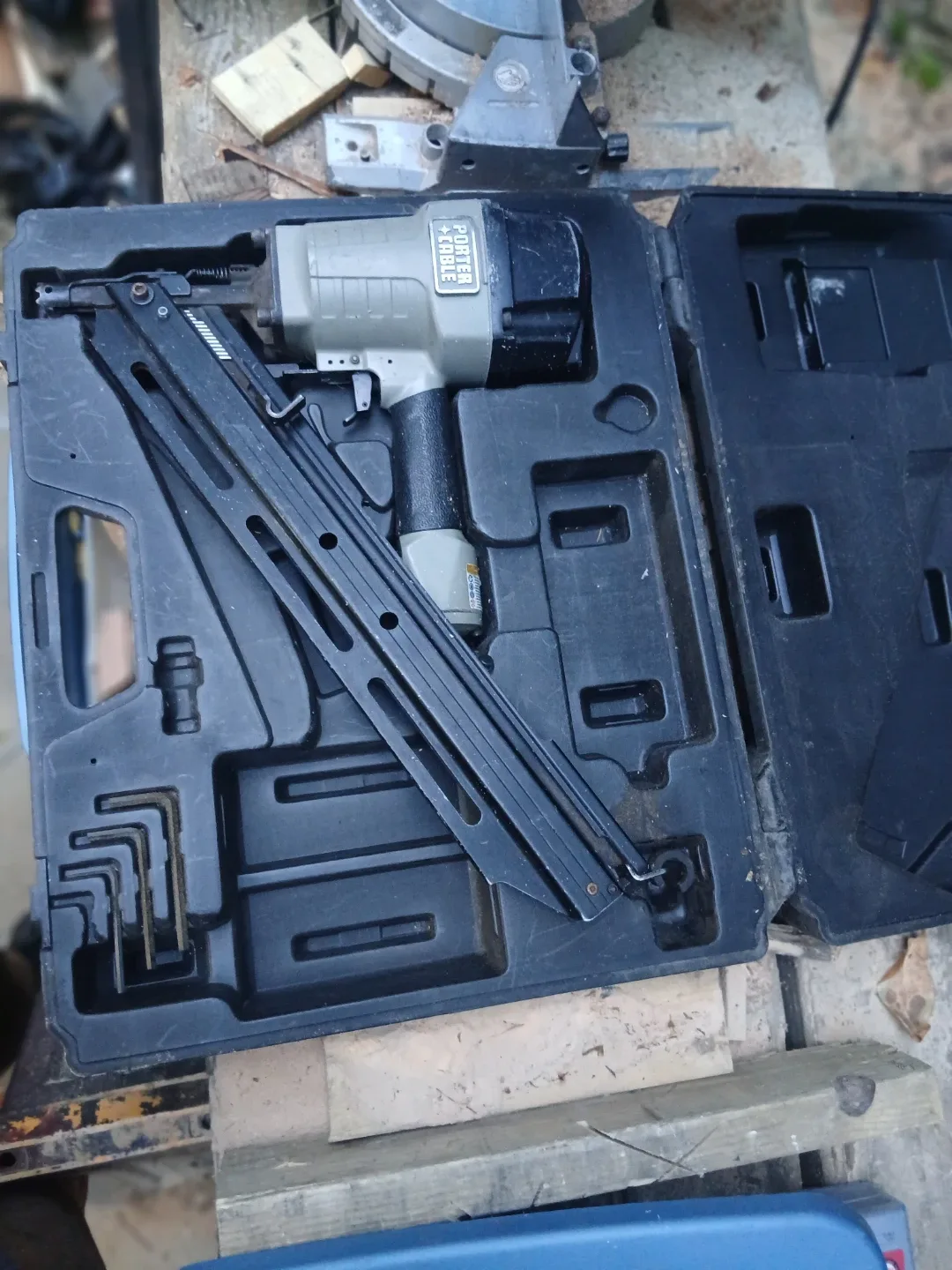 Porter-Cable Nail Gun with Case