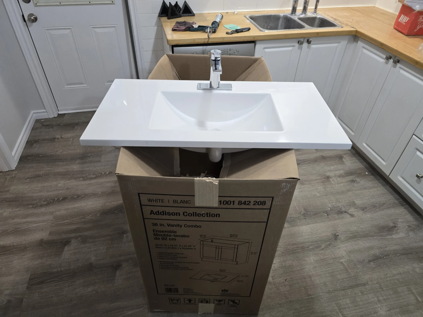 Vanity Combo with Sink and faucet - photo 3
