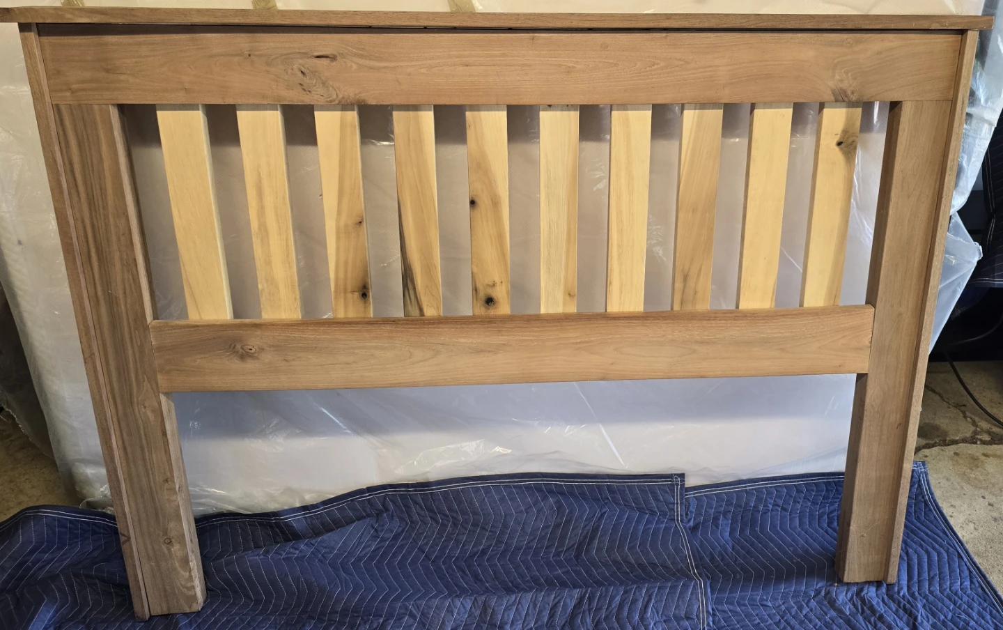 Solid Wood Rustic Headboard Queen - photo 4