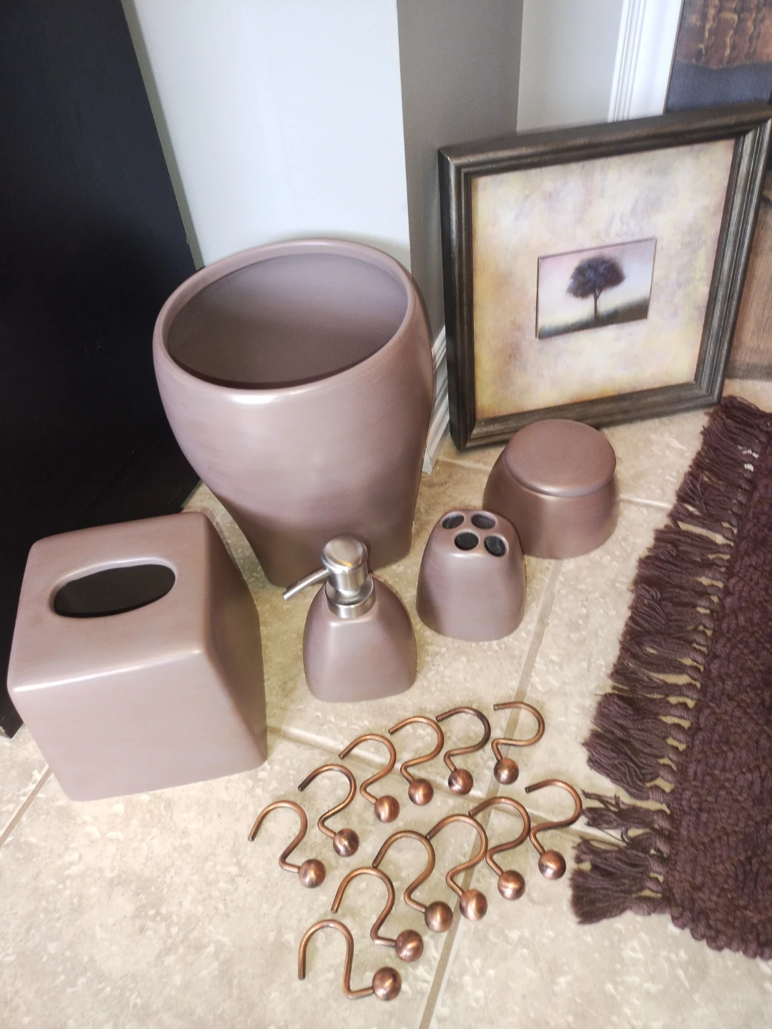 Bath Accessory Set - photo 2