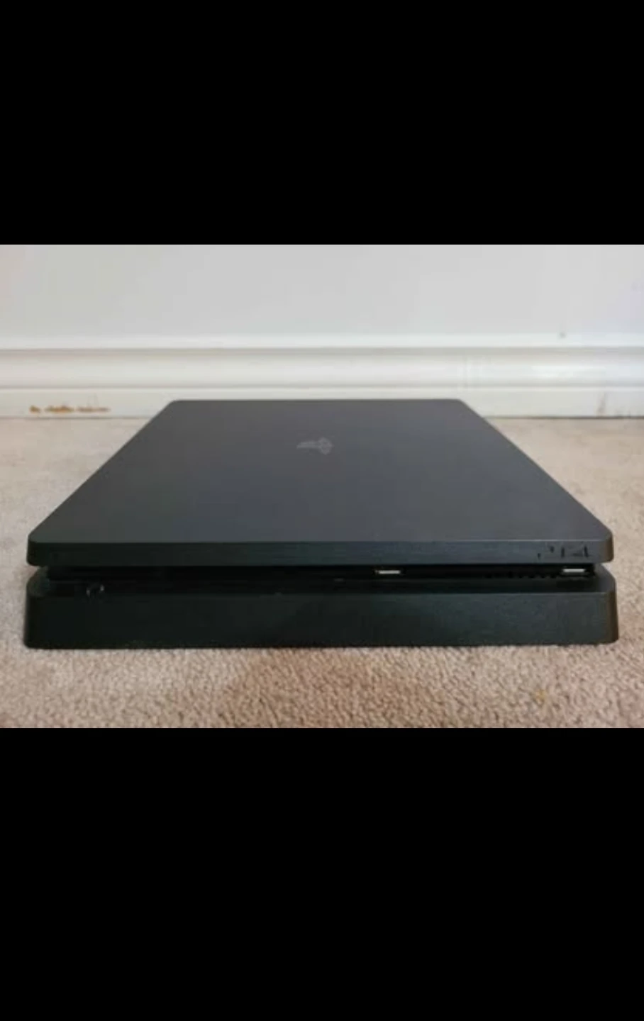 For Sale: PS4 Slim 1TB + 2 Games (FC24 & GTA V) - photo 4