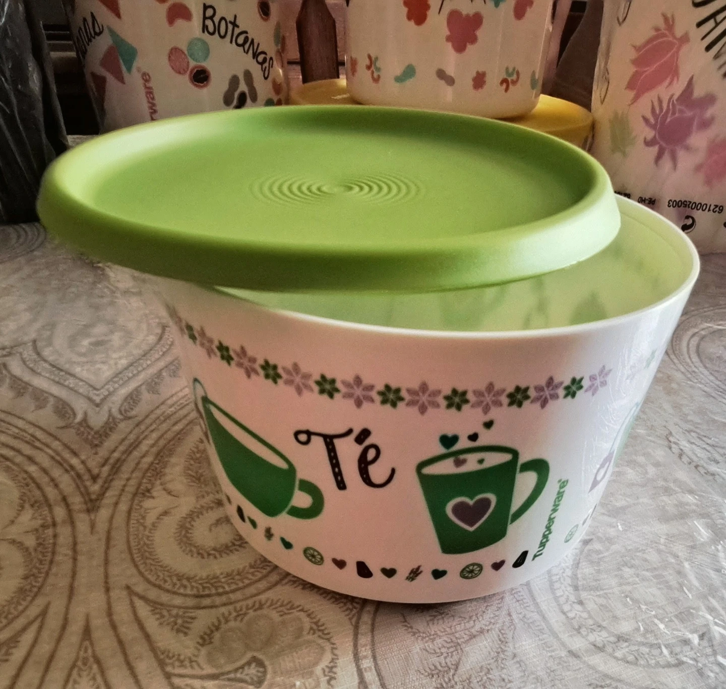 Tupperware Fiesta Themed Kitchen Set - photo 3