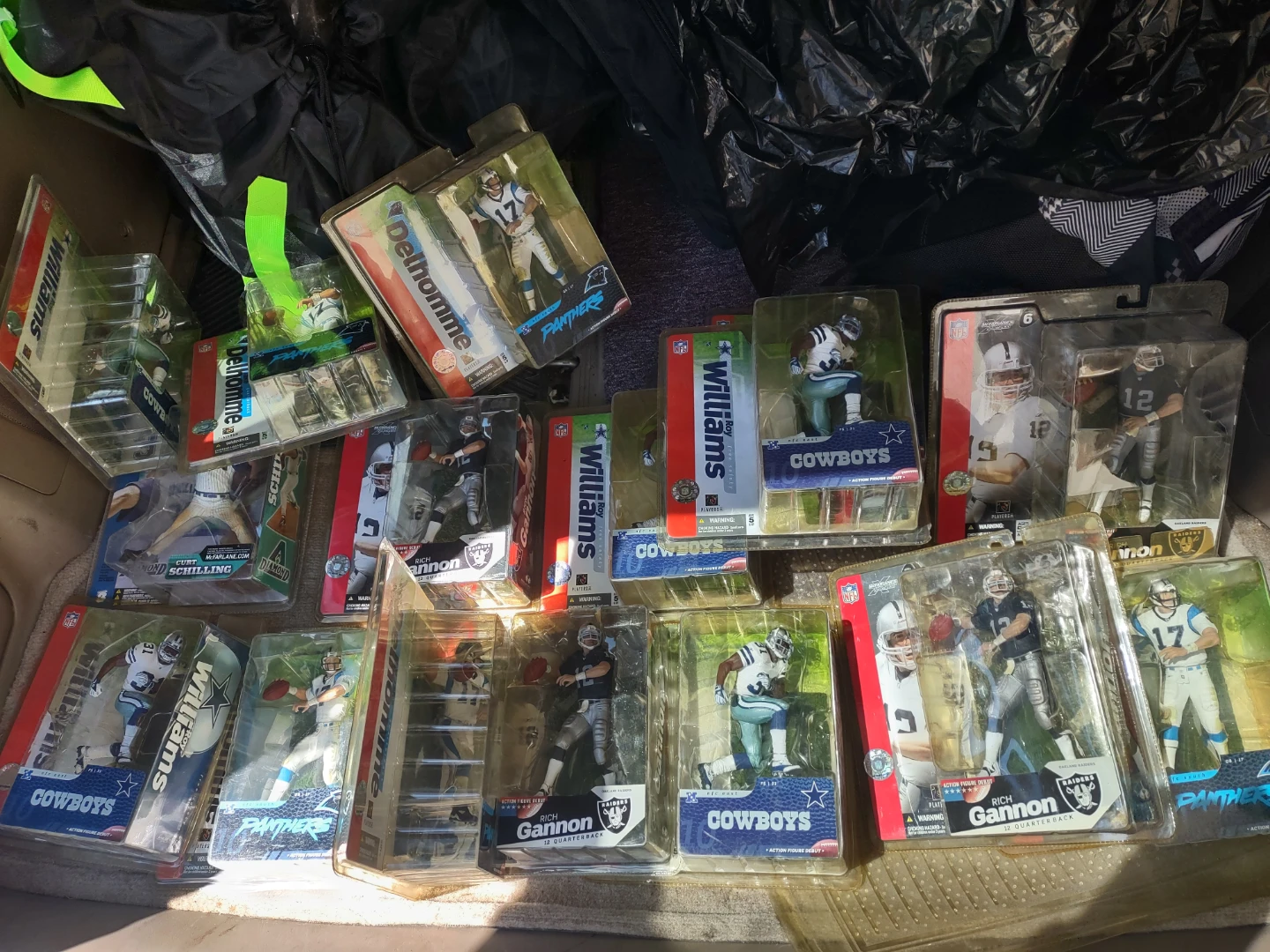 Free delivery, Collection of NFL Action Figures I have 600