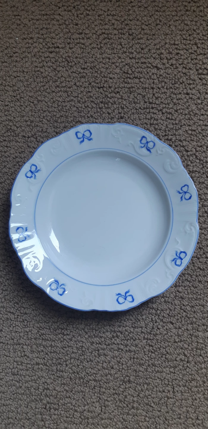 Set of 3 Decorative Porcelain Plates - photo 2