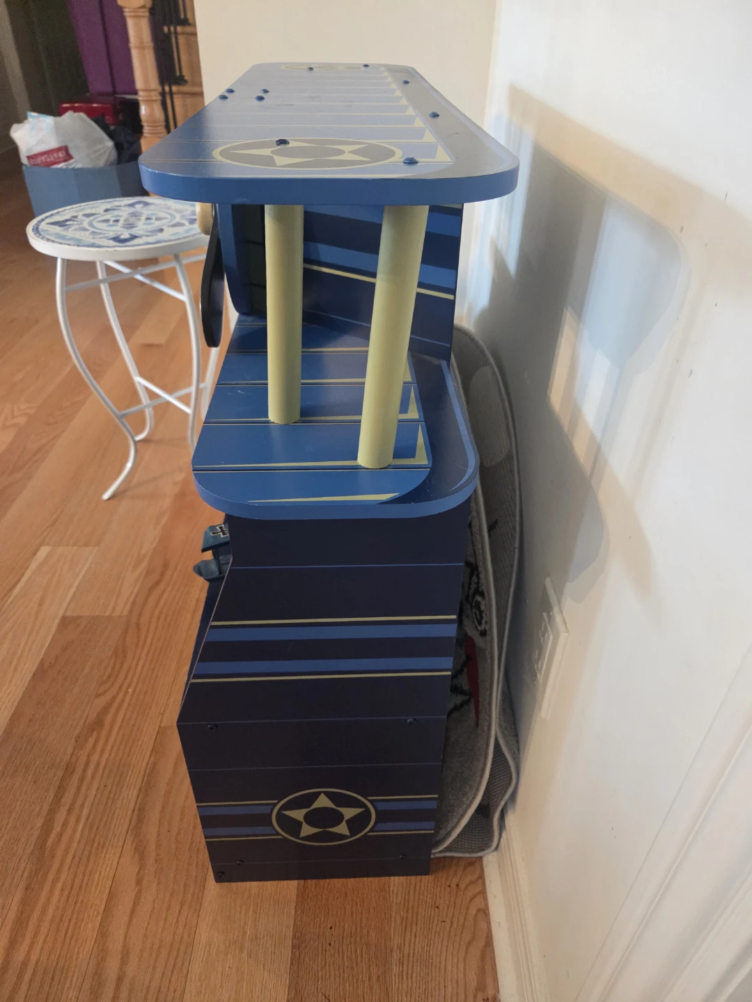 Blue Airplane Themed Shelf - photo 4