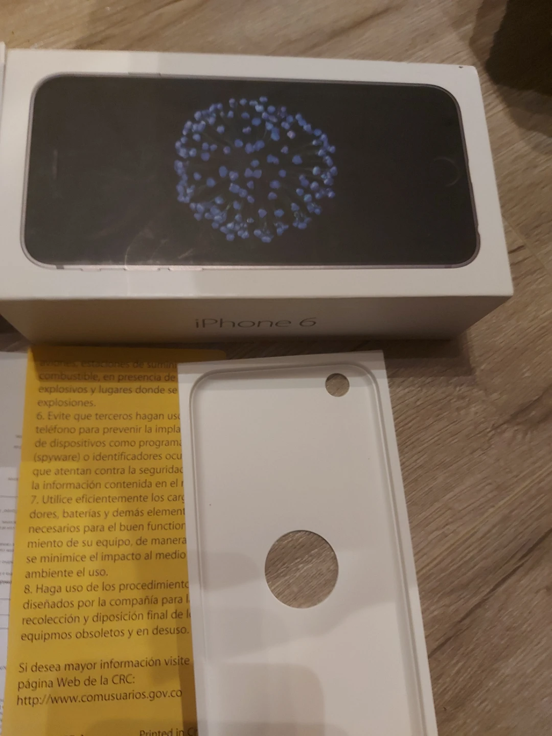 Authentic Original Apple iPhone 6 - photo 2