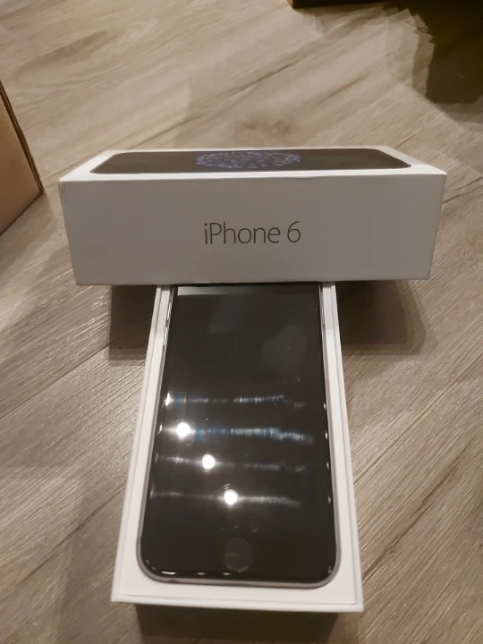Original Apple iPhone 6 - photo 5