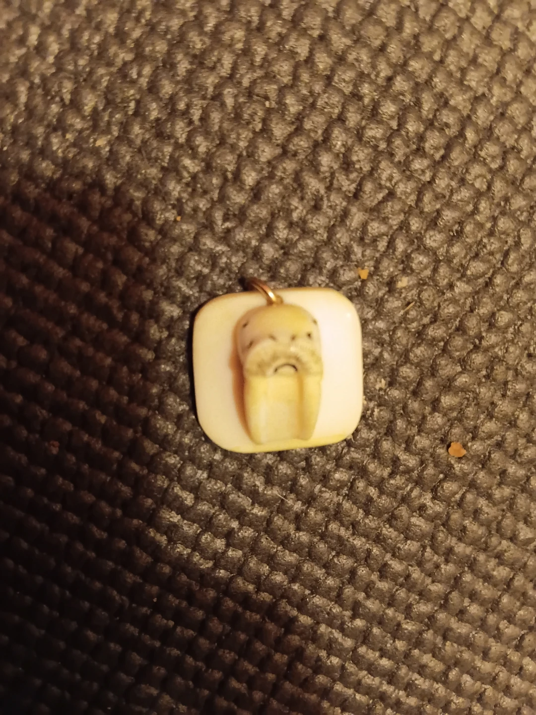 Carved Walrus Tusk Ivory Pendant and Earrings Set - photo 5