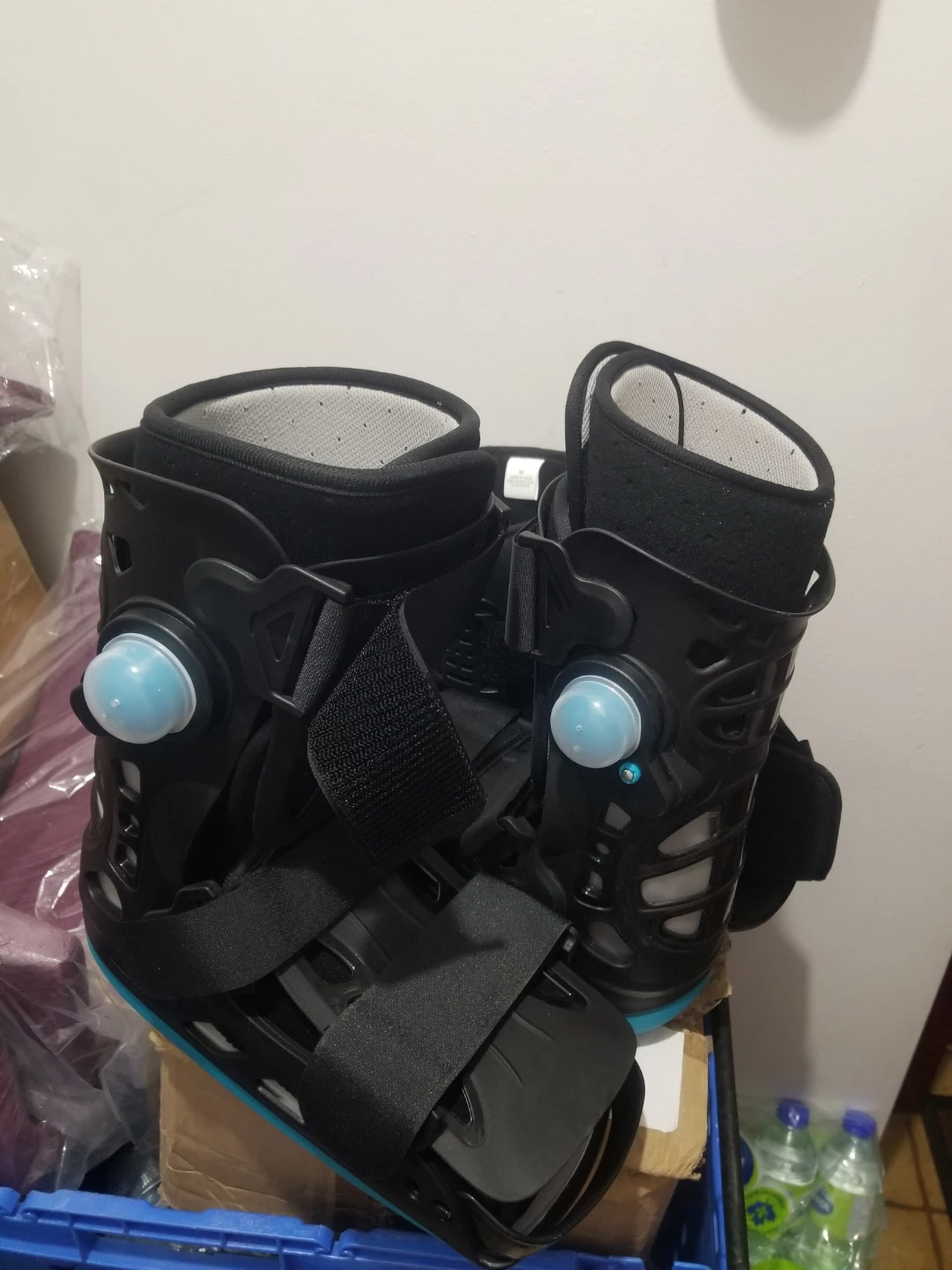 Air Walker Boot - photo 4