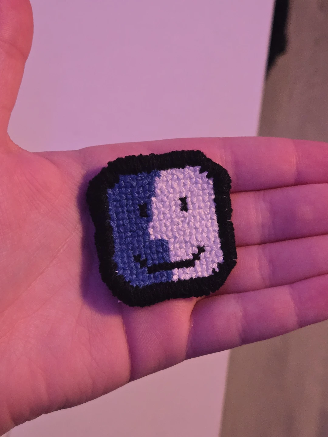 Mac Finder Cross Stitch patch - photo 2