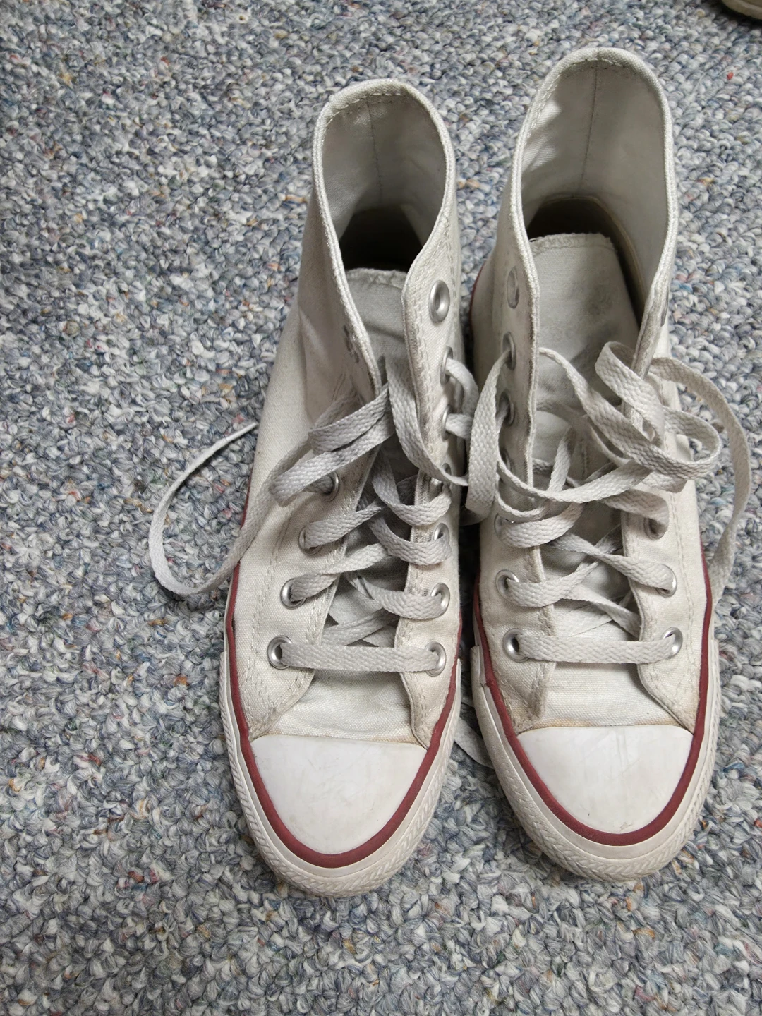 White converse size 6